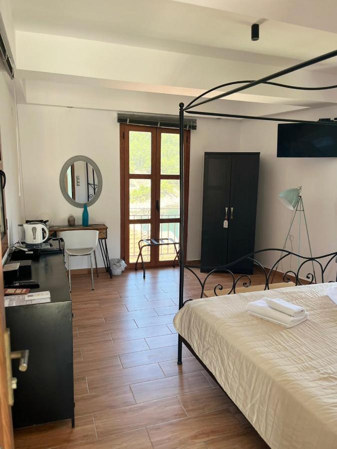 Hotel Vassilis Retreat à Asos Extérieur photo