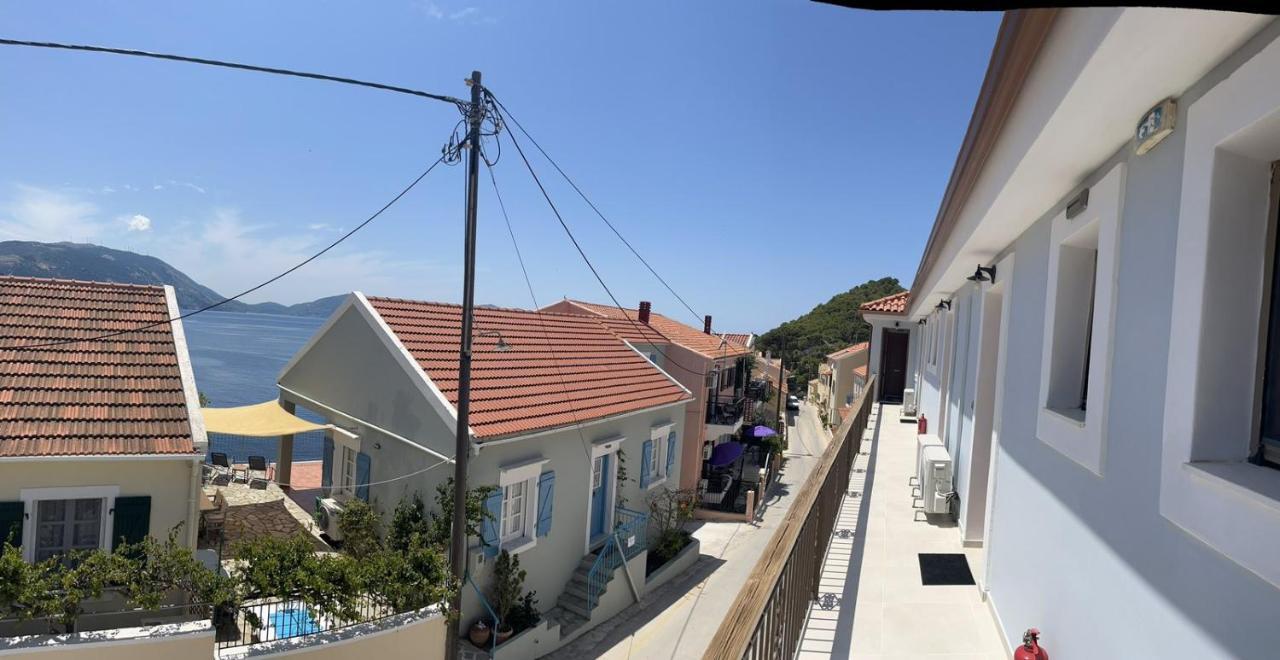 Hotel Vassilis Retreat à Asos Extérieur photo