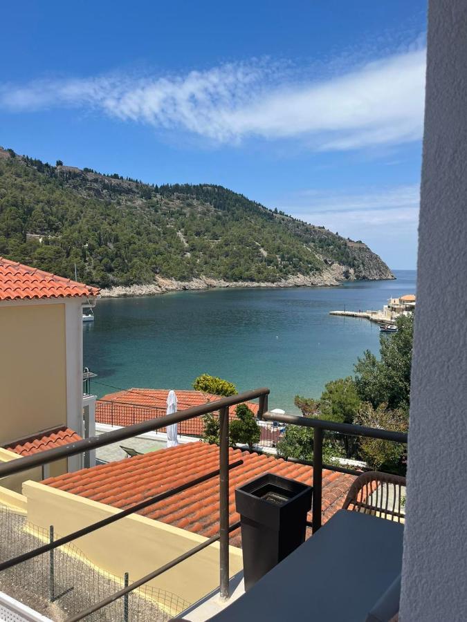 Hotel Vassilis Retreat à Asos Extérieur photo