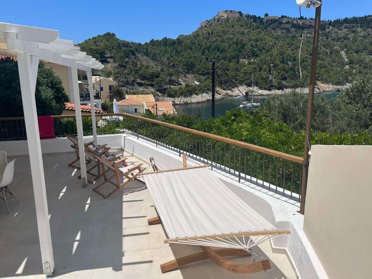 Hotel Vassilis Retreat à Asos Extérieur photo